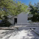 Apartament Simac *